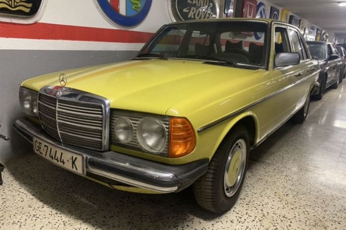 Mercedes-Benz 200 - 1979