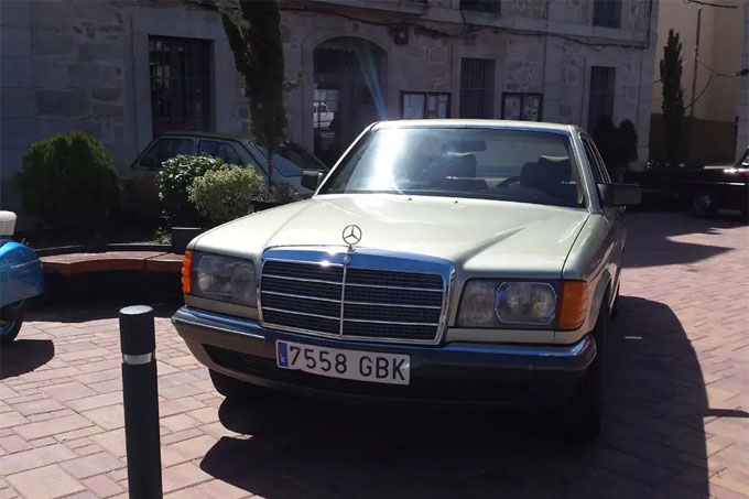 Mercedes 380 SE