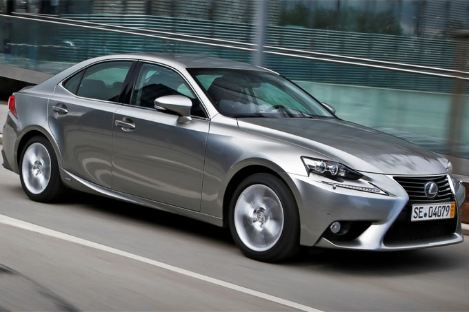 Lexus IS 300H